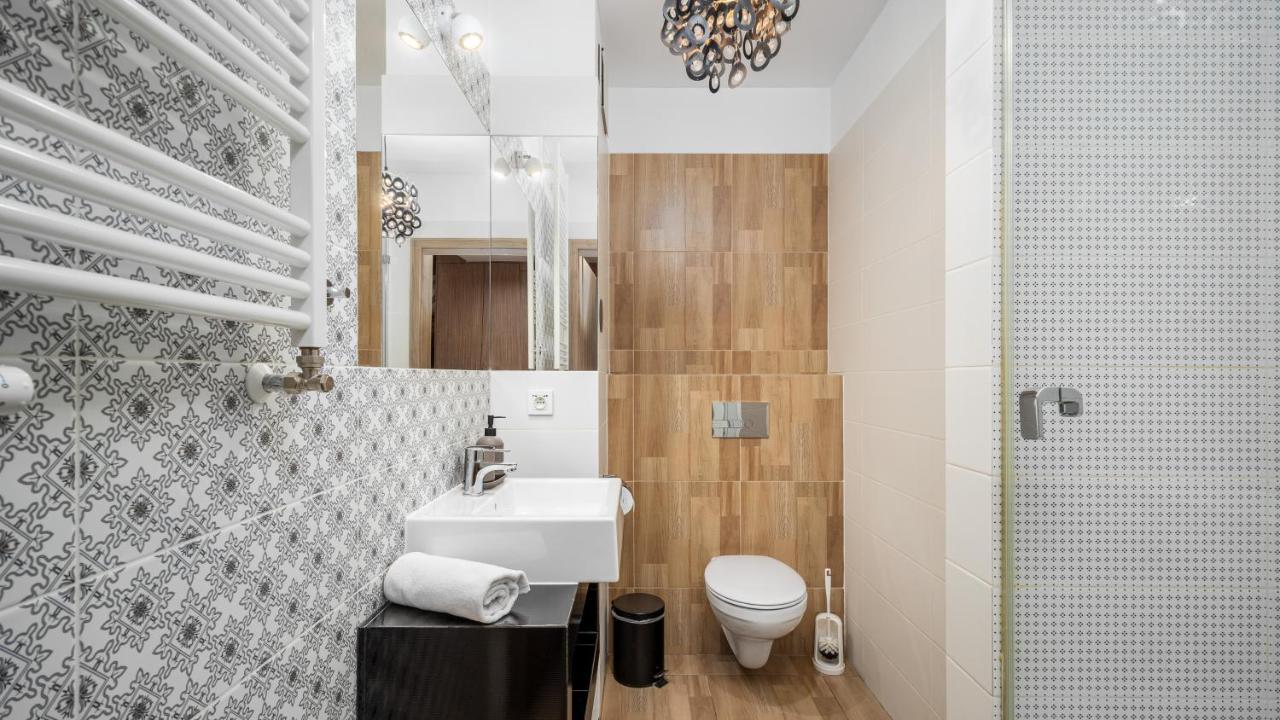 Apartamenty Sun & Snow 19 Dzielnica With Free Parking Варшава Экстерьер фото